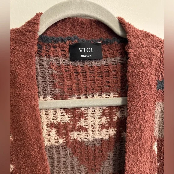 VICI Women’s Aztec Pattern Cardigan Sweater - Picture 5 of 6